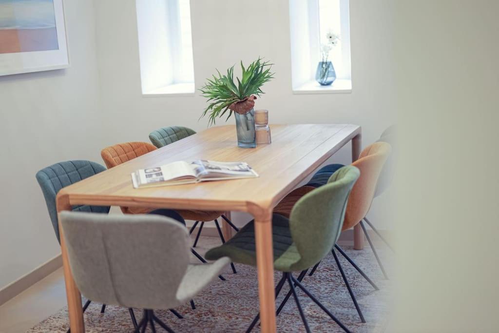 Ideal For Families & Mid-Term-Stays Wina Bagian luar foto